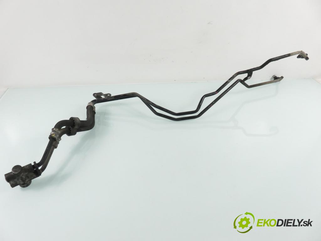 PORSCHE CAYENNE II (92A) SUV 2010 176,00 3.0 Diesel - M 05.9E 2967,00 rúrka olejovy 7P0317801F