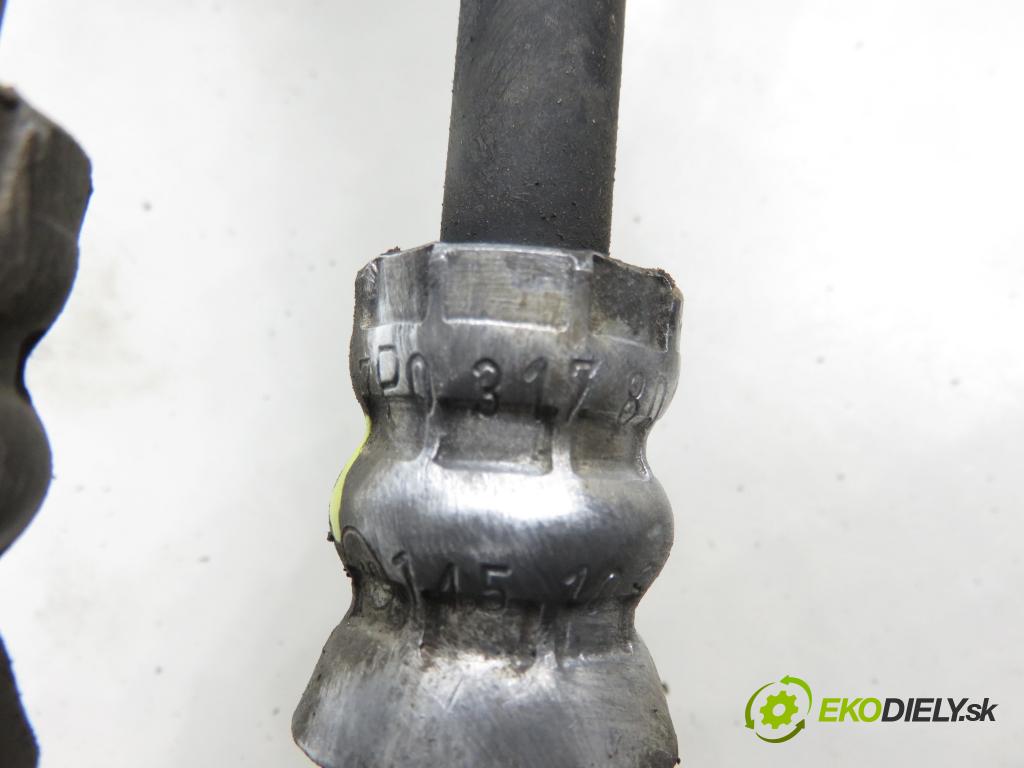 PORSCHE CAYENNE II (92A) SUV 2010 176,00 3.0 Diesel - M 05.9E 2967,00 trubka olejový 7P0317801F