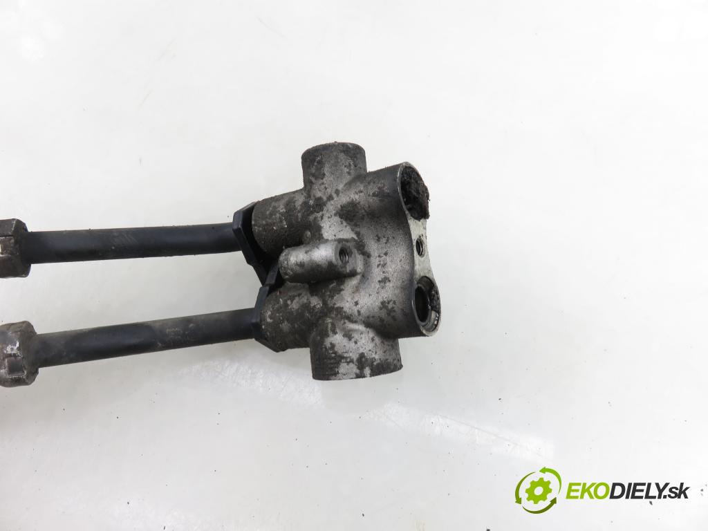 PORSCHE CAYENNE II (92A) SUV 2010 176,00 3.0 Diesel - M 05.9E 2967,00 trubka olejový 7P0317801F