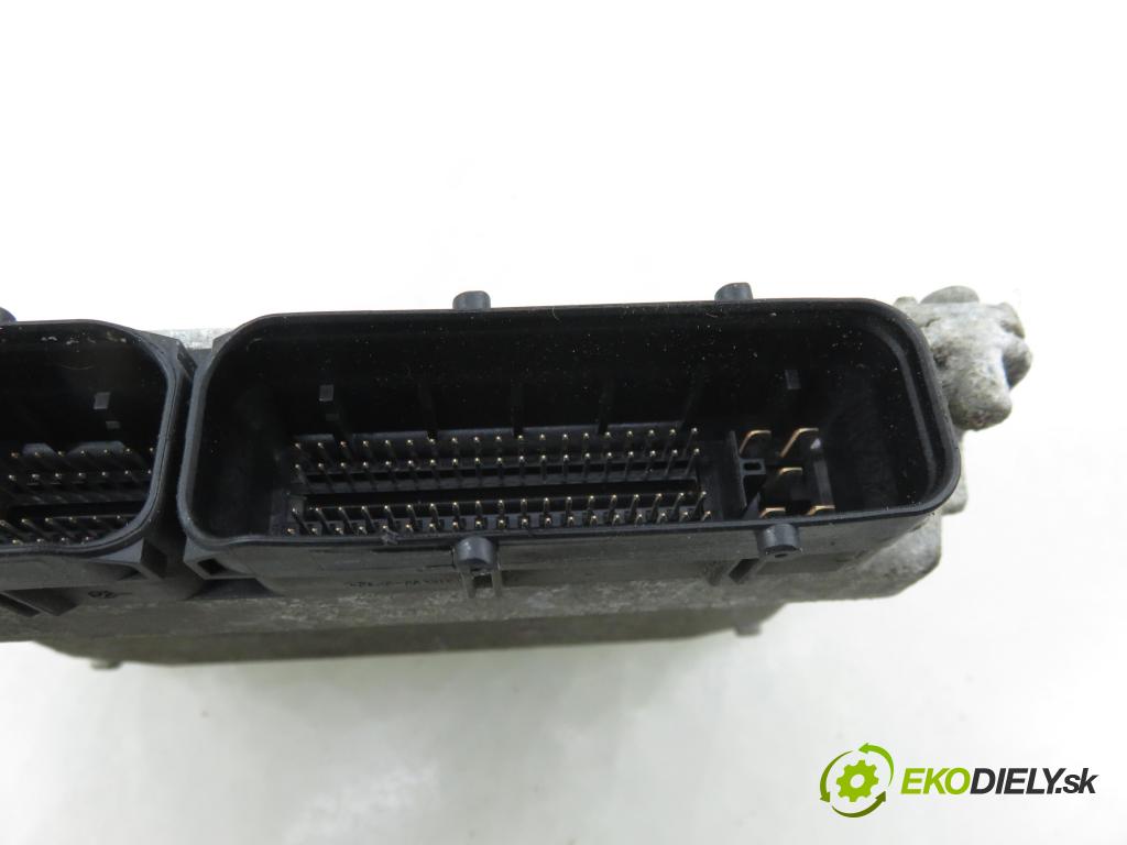 SKODA OCTAVIA II (1Z3) LIFTBACK 2012 75,00 1.6 - BSE 1595,00 řídící jednotka motora 06A906033NT ; 5WP40788 ; 06A906033MP