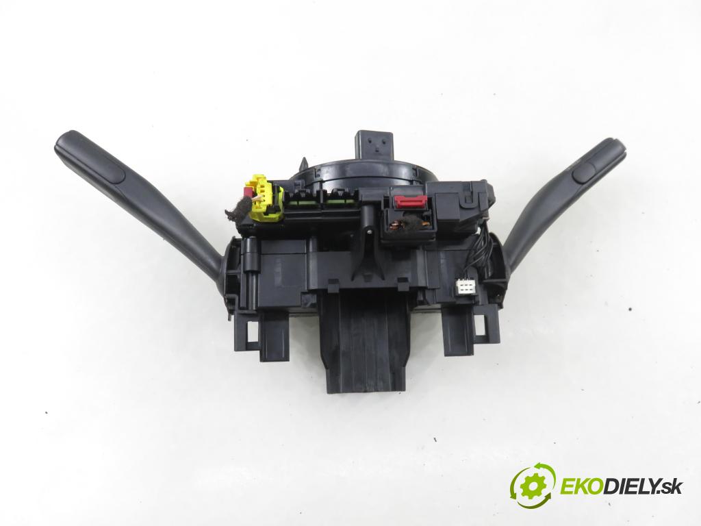 SKODA OCTAVIA II (1Z3) LIFTBACK 2012 75,00 1.6 - BSE 1595,00 PAKA/ŘAZENÍ/SADA: 5K0953569 ; 1K5953521AE ; 1K5953502J