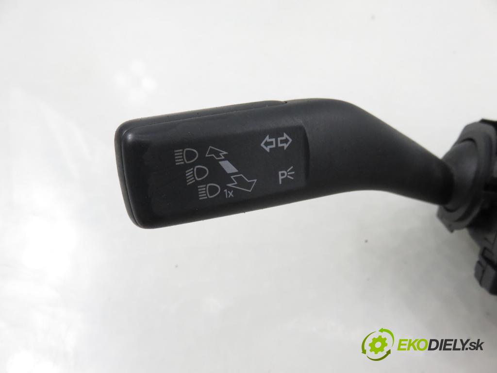 SKODA OCTAVIA II (1Z3) LIFTBACK 2012 75,00 1.6 - BSE 1595,00 PAKA/ŘAZENÍ/SADA: 5K0953569 ; 1K5953521AE ; 1K5953502J