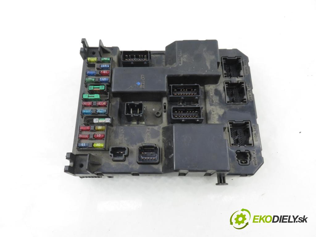 PEUGEOT 307 Break (3E) KOMBI 2003 66,00 2.0 HDI 90 - RHY (DW10TD) 1997,00 MODUL BSI 9651196980A