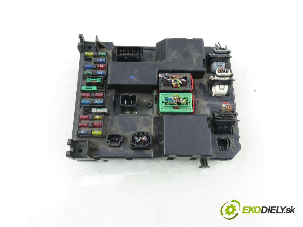 PEUGEOT 307 Break (3E) KOMBI 2003 66,00 2.0 HDI 90 - RHY (DW10TD) 1997,00 MODUL BSI 9651196980A