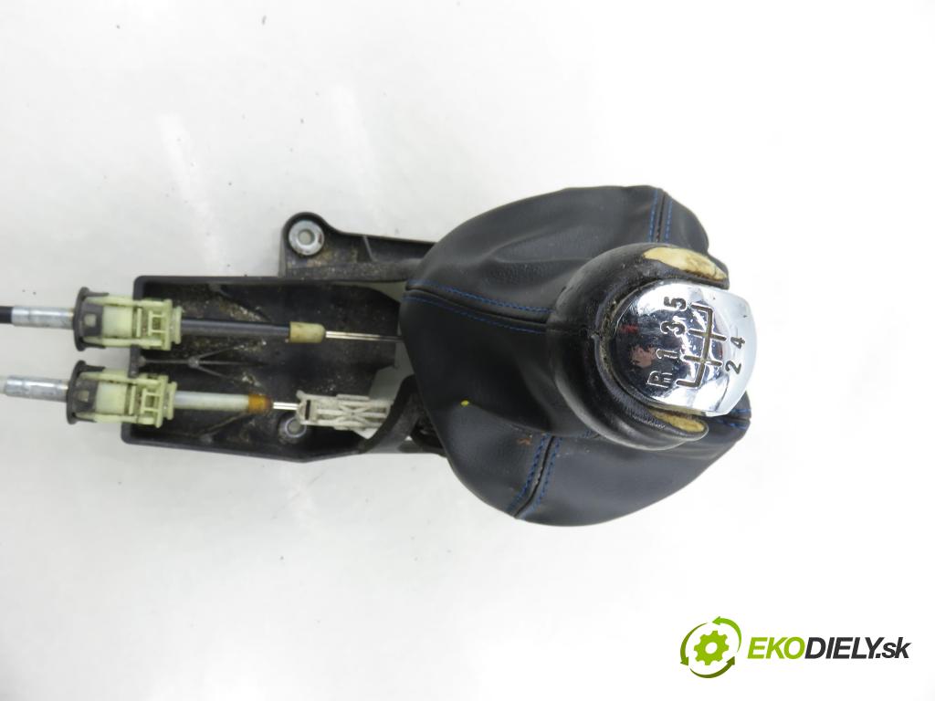 OPEL VECTRA C (Z02) SEDAN 2003 90,00 1.8 16V 122 - Z 18 XE 1796,00 ZVEDÁK: 24465788CE