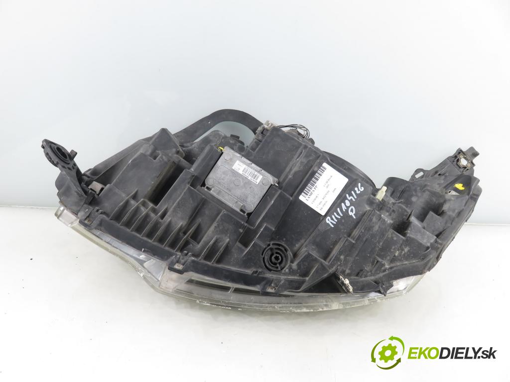 CITROEN C5 III Break (RW_) KOMBI 2008 150,00 2.7 HDi - UHZ (DT17BTED4) 2720,00 světlo PP 9684845080