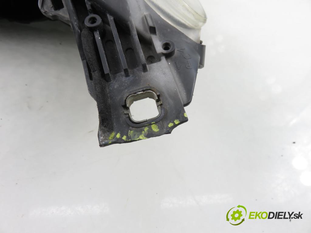 CITROEN C5 III Break (RW_) KOMBI 2008 150,00 2.7 HDi - UHZ (DT17BTED4) 2720,00 světlo PP 9684845080