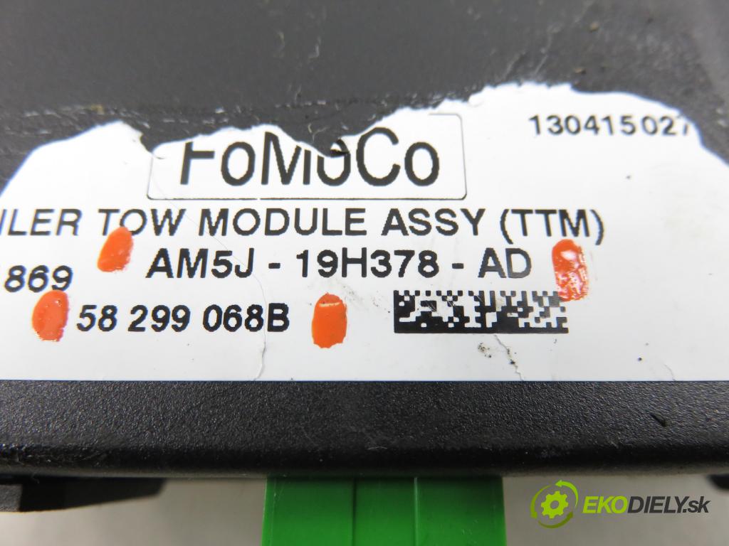 FORD FOCUS III Turnier KOMBI 2012 85,00 1.6 TDCi - T1DB 1560,00 řídící jednotka tažného oka AM5J19H378AD ; 58299068B