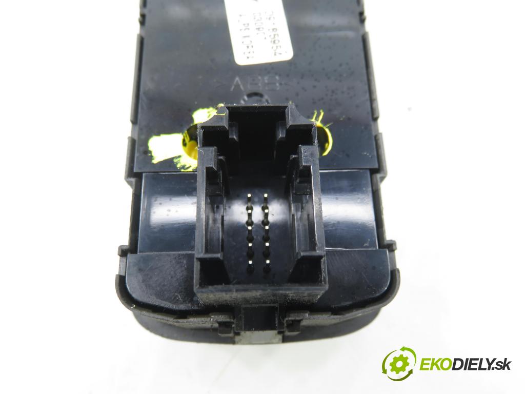 OPEL VECTRA C (Z02) SEDAN 2003 90,00 1.8 16V 122 - Z 18 XE 1796,00 Panel ovládania okien 09185954