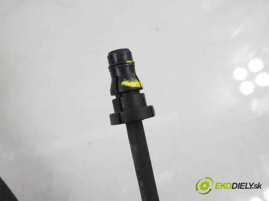 FORD FOCUS III Turnier KOMBI 2012 85,00 1.6 TDCi - T1DB 1560,00 rúrka vypínacieho ložiska AV617K590EB