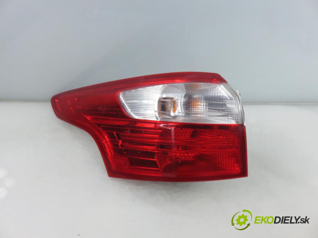 FORD FOCUS III Turnier KOMBI 2012 85,00 1.6 TDCi - T1DB 1560,00 Svetlo ľavé zadné BM5113405G ; BM5113405D