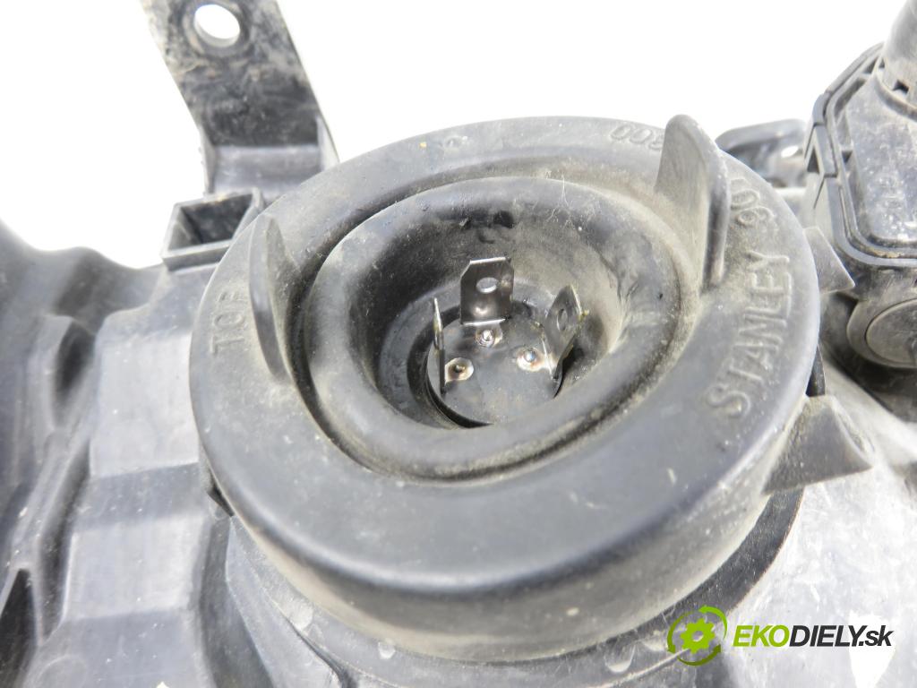 HONDA CR-V I (RD) SUV 1998 94,00 2.0 16V 4WD (RD1, RD3) - B20B3 1972,00 světlo LP