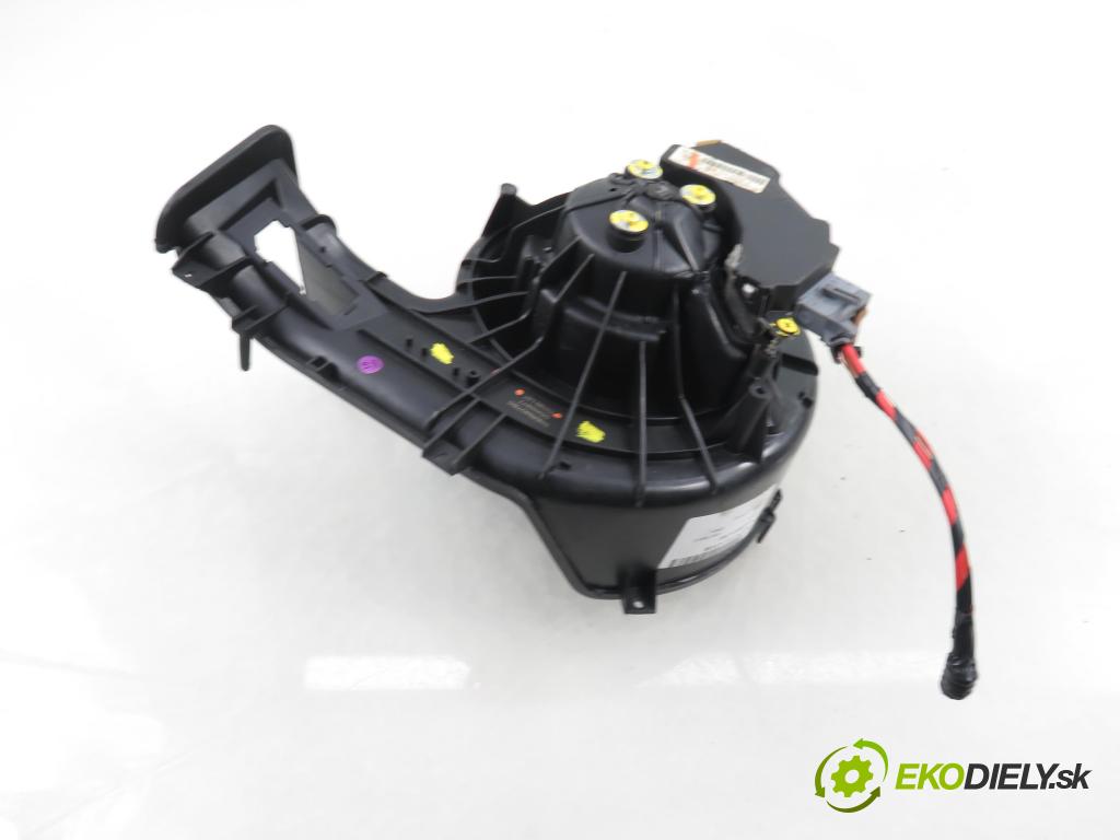 OPEL VECTRA C (Z02) SEDAN 2003 90,00 1.8 16V 122 - Z 18 XE 1796,00 Ventilátor vetráku 73421312 ; TH160L37