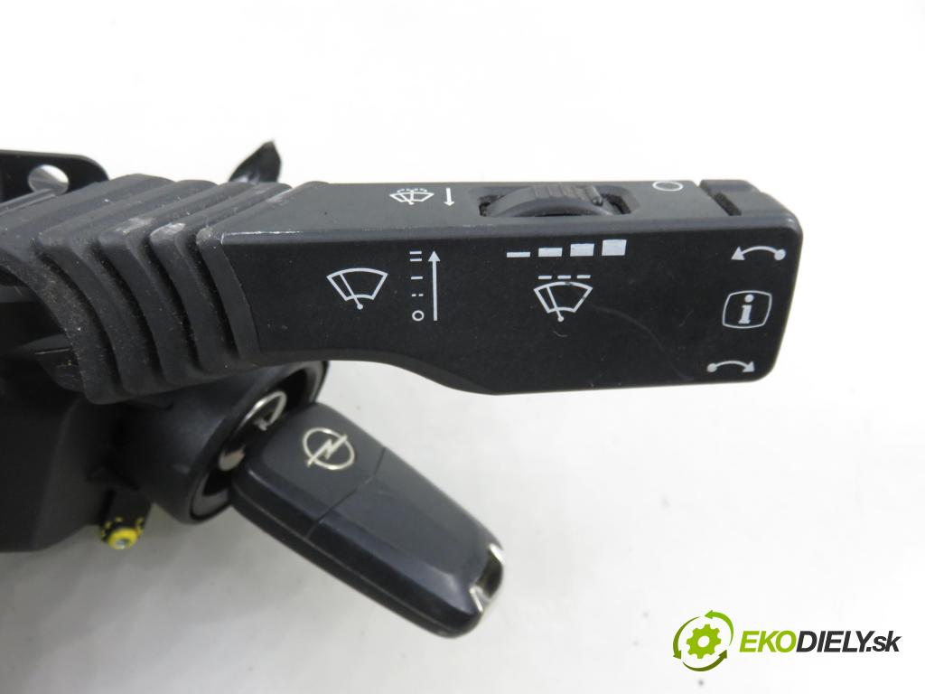 OPEL VECTRA C (Z02) SEDAN 2003 90,00 1.8 16V 122 - Z 18 XE 1796,00 páčka/prepínač 13132473GK