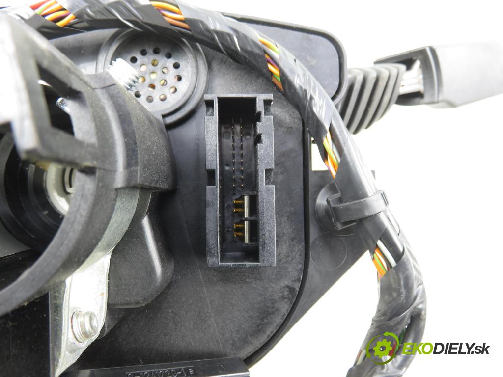 OPEL VECTRA C (Z02) SEDAN 2003 90,00 1.8 16V 122 - Z 18 XE 1796,00 páčka/prepínač 13132473GK