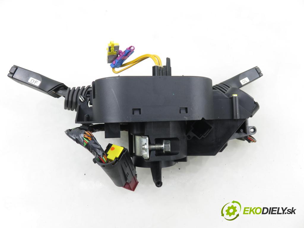 OPEL VECTRA C (Z02) SEDAN 2003 90,00 1.8 16V 122 - Z 18 XE 1796,00 páčka/prepínač 13132473GK