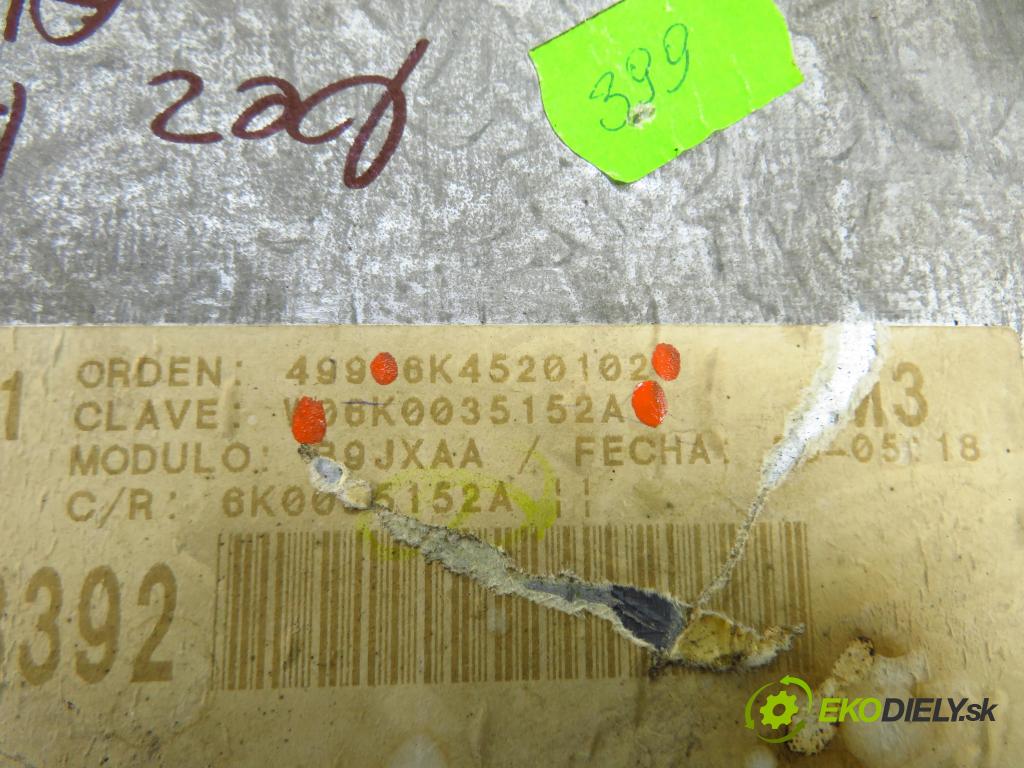 SEAT CORDOBA (6K2) SEDAN 2002 44,00 1.4 - AKK 1390,00 RADIO modul 6K0035152A ; 6K4520102