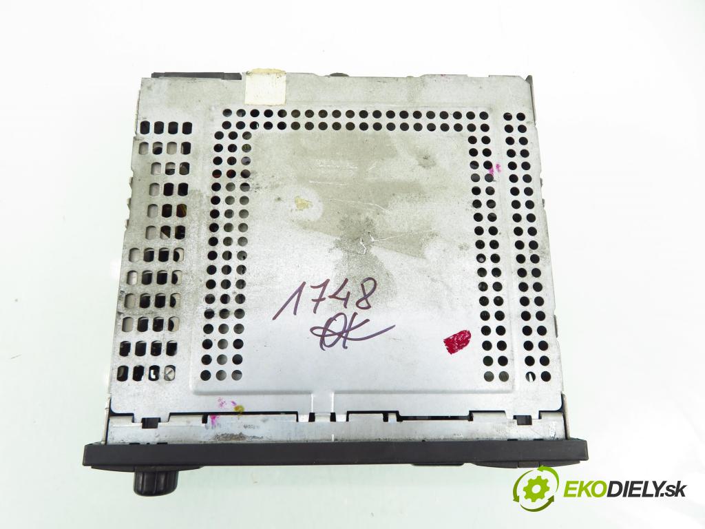 VW TRANSPORTER IV Skrzynia (70XA) FURGON 1996 50,00 1.9 TD 68 - ABL 1896,00 RADIO Modul 1J0035152E