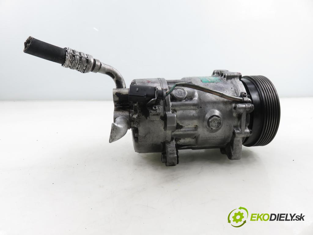 VW GOLF IV (1J1) HB 2001 77,00 1.6 16V 105 - AZD 1598,00 KOMPRESOR: klimatizácie 1J0820803F (Kompresor klimatizácie)