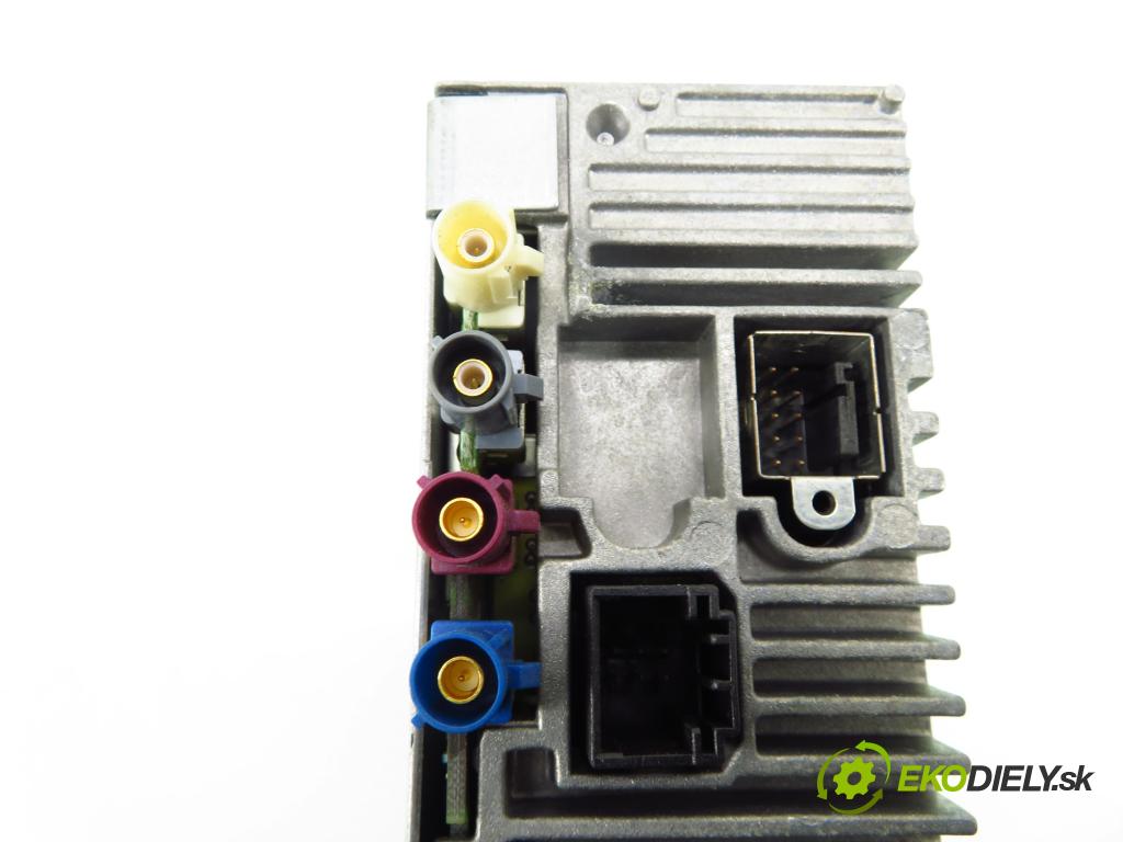 CITROEN C5 III Break (RW_) KOMBI 2008 150,00 2.7 HDi - UHZ (DT17BTED4) 2720,00 RADIO CD 96647951CL