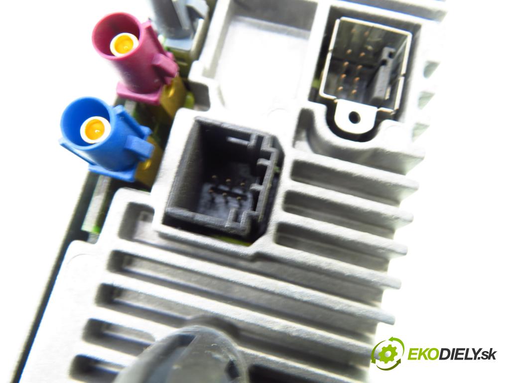 CITROEN C5 III Break (RW_) KOMBI 2008 150,00 2.7 HDi - UHZ (DT17BTED4) 2720,00 RADIO CD 96647951CL