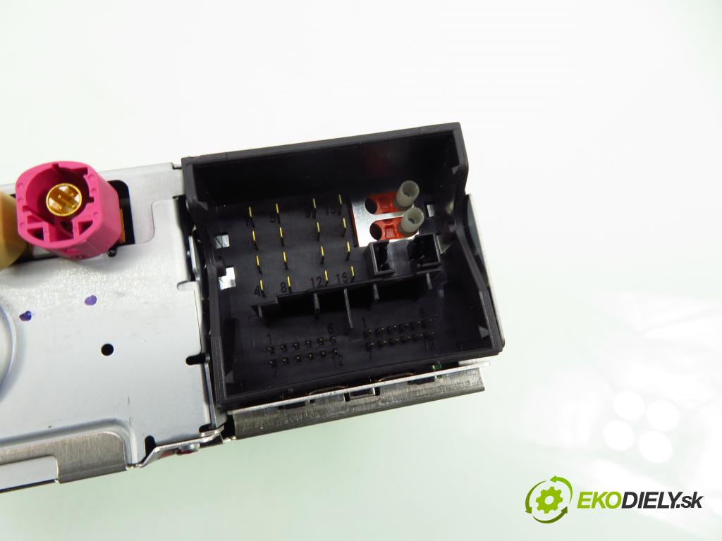 BMW 5 Touring (F11) KOMBI 2012 135,00 520 d 184 - N47 D20 C 1995,00 čítač navigácie 9282029 (Elektrosúčasti ostatné)