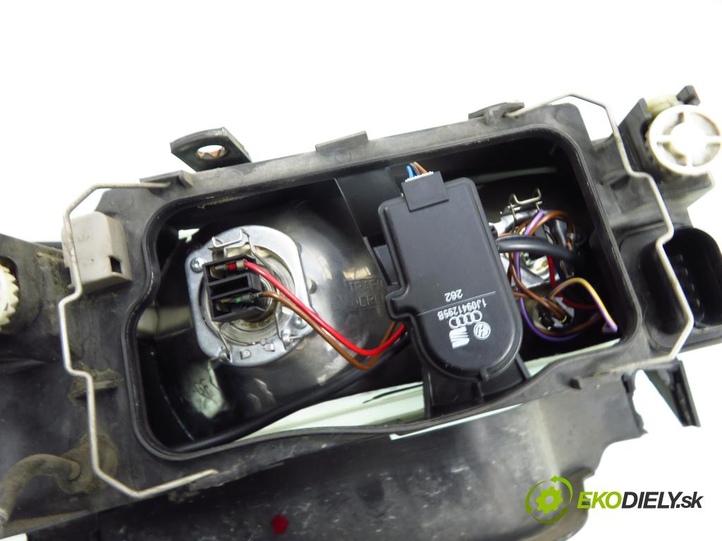 SEAT LEON (1M1) HB 2004 77,00 1.6 16 V - BCB 1598,00 Svetlo LP 1M1941001D