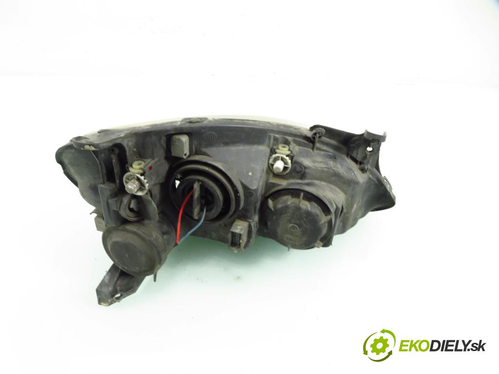 OPEL COMBO C KOMBIVAN 2003 62,00 1.6 8V 84 - Z 16 SE 1598,00 Svetlo LP 13115006