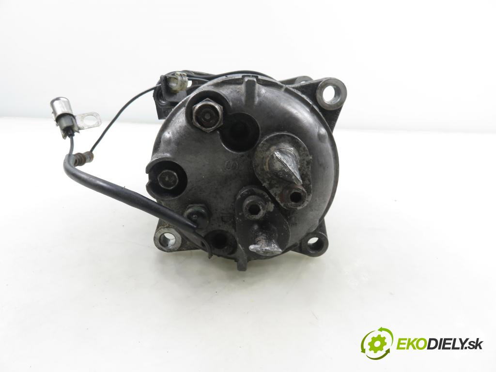 VOLVO 850 Kombi (LW) KOMBI 1997 103,00 2.5 TDI - D 5252 T 2461,00 KOMPRESOR: klimatizace 9166045 ; 8708581 (Kompresor klimatizace)