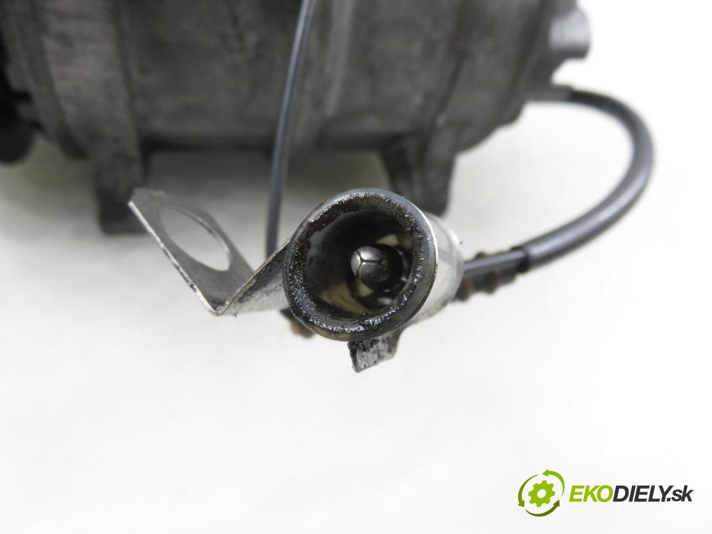 VOLVO 850 Kombi (LW) KOMBI 1997 103,00 2.5 TDI - D 5252 T 2461,00 KOMPRESOR: klimatizace 9166045 ; 8708581 (Kompresor klimatizace)