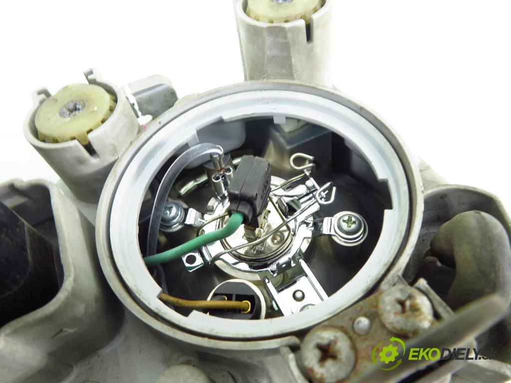 HYUNDAI SONATA IV (EF) SEDAN 2004 96,00 2.0 1997,00 Svetlo LP