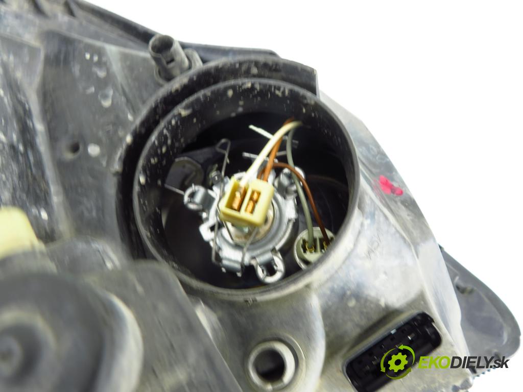 RENAULT CLIO II (BB_, CB_) HB 2003 72,00 1.4 16V (B/CB0P) - K4J 710 1390,00 světlo LP