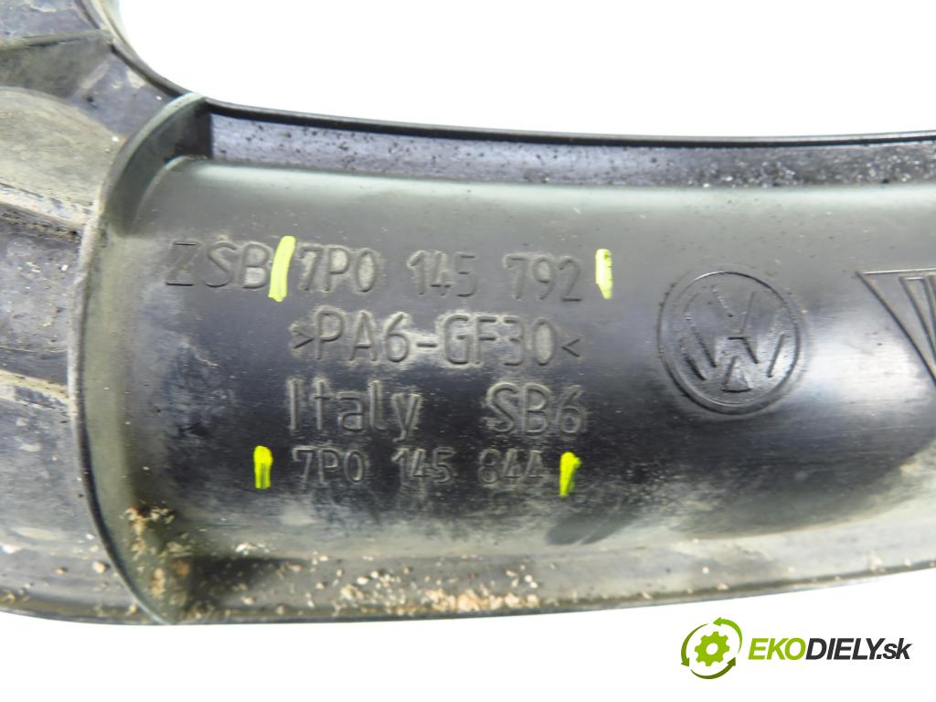 PORSCHE CAYENNE II (92A) SUV 2010 176,00 3.0 Diesel - M 05.9E 2967,00 Rúra intercoolera turba 7P0145792 ; 7P0145844