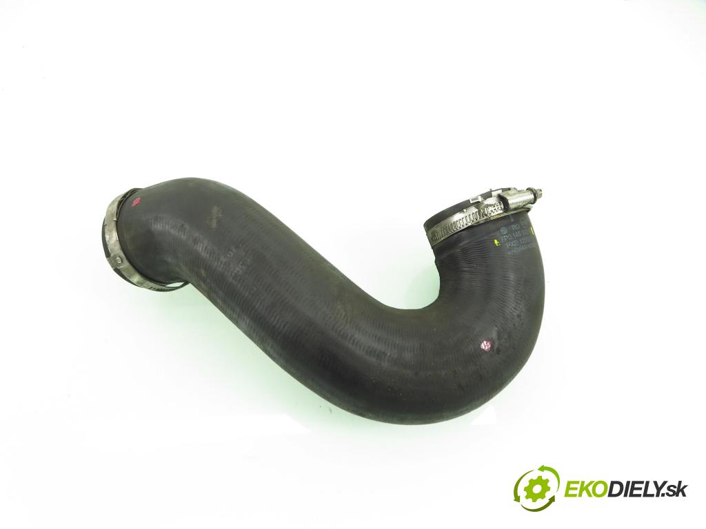 PORSCHE CAYENNE II (92A) SUV 2010 176,00 3.0 Diesel - M 05.9E 2967,00 Rúra intercoolera turba 7P0145972A