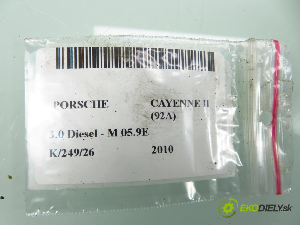 PORSCHE CAYENNE II (92A) SUV 2010 176,00 3.0 Diesel - M 05.9E 2967,00 Rúra intercoolera turba 7P0145737