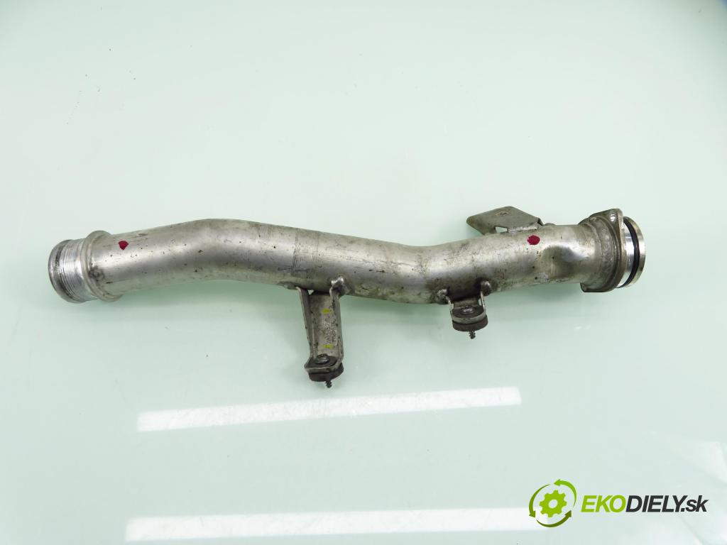 PORSCHE CAYENNE II (92A) SUV 2010 176,00 3.0 Diesel - M 05.9E 2967,00 Rúra intercoolera turba 7P0145762A