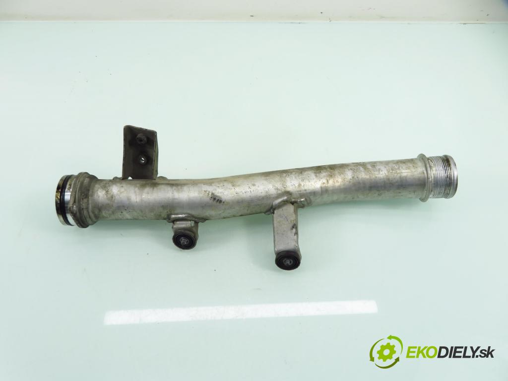 PORSCHE CAYENNE II (92A) SUV 2010 176,00 3.0 Diesel - M 05.9E 2967,00 Rúra intercoolera turba 7P0145762A