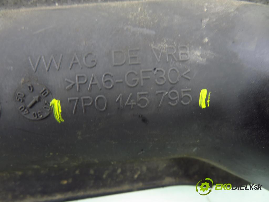 PORSCHE CAYENNE II (92A) SUV 2010 176,00 3.0 Diesel - M 05.9E 2967,00 Rúra intercoolera turba 7P0145795