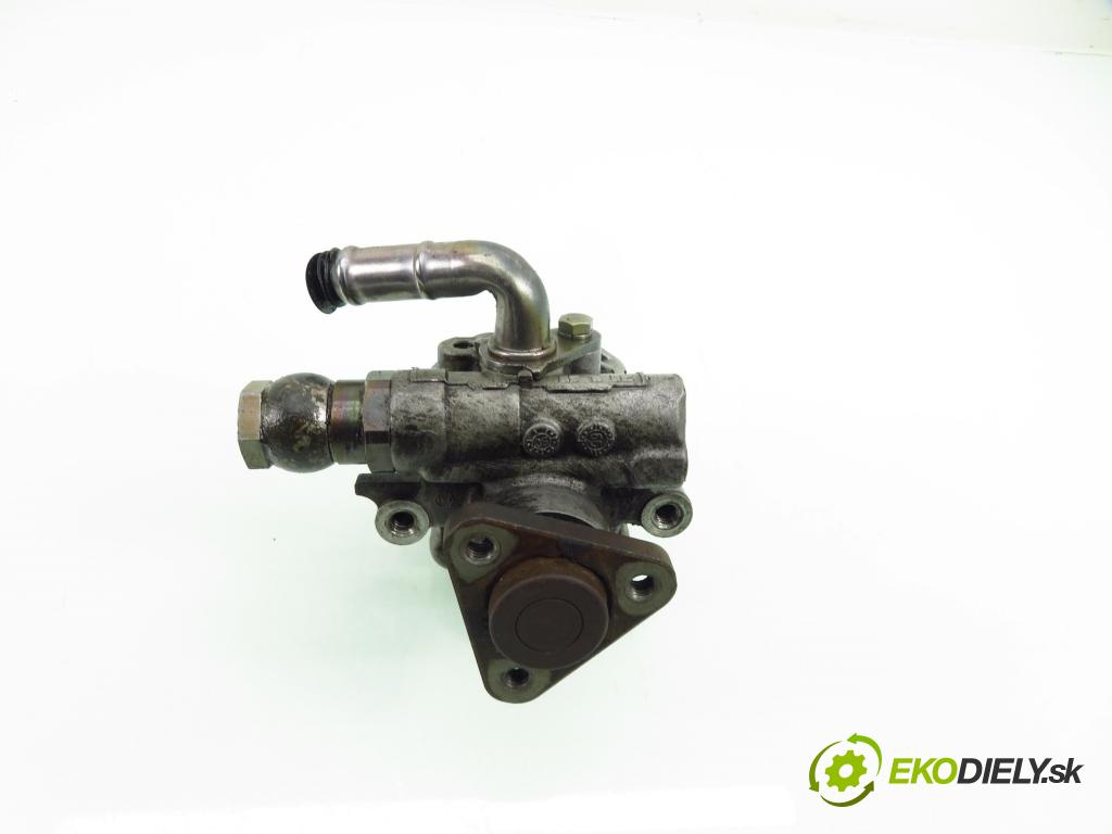 VW PASSAT B5 Variant (3B5) KOMBI 2000 85,00 1.9 TDI - ATJ 1896,00 pumpa servočerpadlo 8D0145177Q (Servočerpadlo)