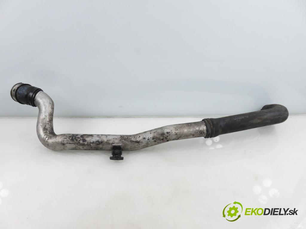 VW PHAETON (3D1, 3D2, 3D3, 3D4, 3D6, 3D7, 3D8, 3D9) SEDAN 2006 165,00 3.0 TDI 2967,00 Rúra intercoolera turba 3D0145762A