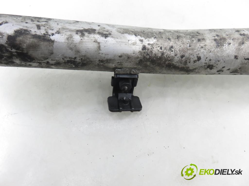 VW PHAETON (3D1, 3D2, 3D3, 3D4, 3D6, 3D7, 3D8, 3D9) SEDAN 2006 165,00 3.0 TDI 2967,00 Rúra intercoolera turba 3D0145762A