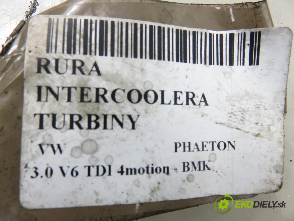 VW PHAETON (3D1, 3D2, 3D3, 3D4, 3D6, 3D7, 3D8, 3D9) SEDAN 2006 165,00 3.0 TDI 2967,00 Rúra intercoolera turba 3D0145762A