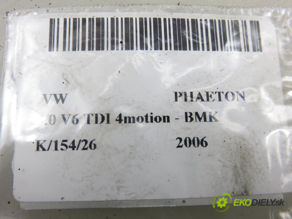 VW PHAETON (3D1, 3D2, 3D3, 3D4, 3D6, 3D7, 3D8, 3D9) SEDAN 2006 165,00 3.0 TDI 2967,00 Rúra intercoolera turba 3D0145840L ; 3D0145834 ; 3D0145834AA