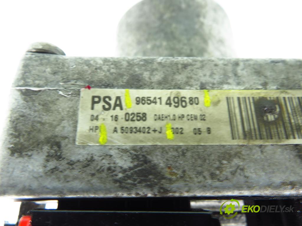 PEUGEOT 307 (3A/C) HB 2004 79,00 2.0 HDi 110 - RHS 1997,00 Pumpa servočerpadlo 9654149680 ; A5093402J