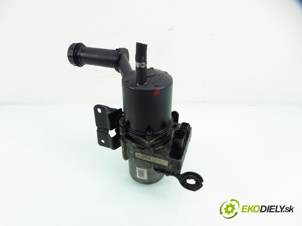 PEUGEOT 307 (3A/C) HB 2004 79,00 2.0 HDi 110 - RHS 1997,00 Pumpa servočerpadlo 9654149680 ; A5093402J