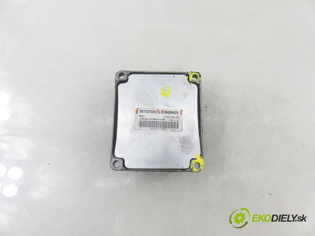 OPEL CORSA C (X01) HB 2002 55,00 1.7 DTI - Y 17 DT 1686,00 řídící jednotka motora 8972272257 ; 09389429