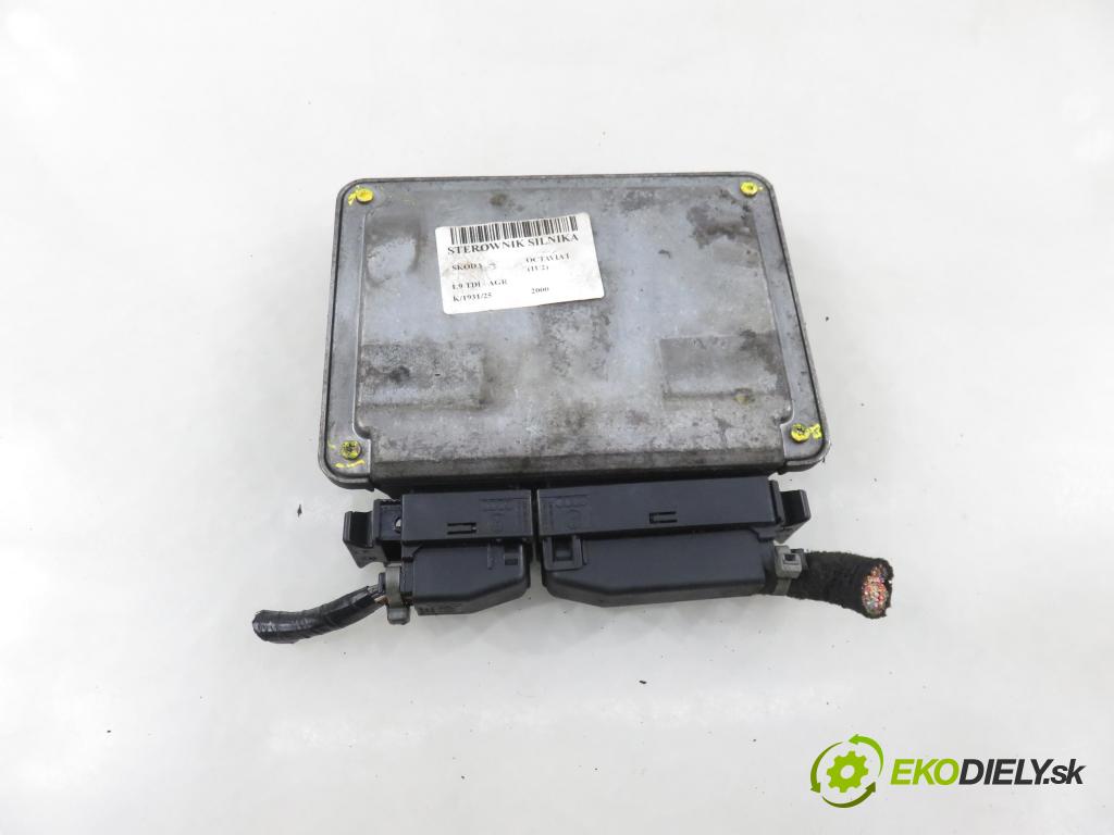 SKODA OCTAVIA I (1U2) LIFTBACK 2000 66,00 1.9 TDI 90- AGR 1896,00 řídící jednotka motora 038906018GM ; 0281010181