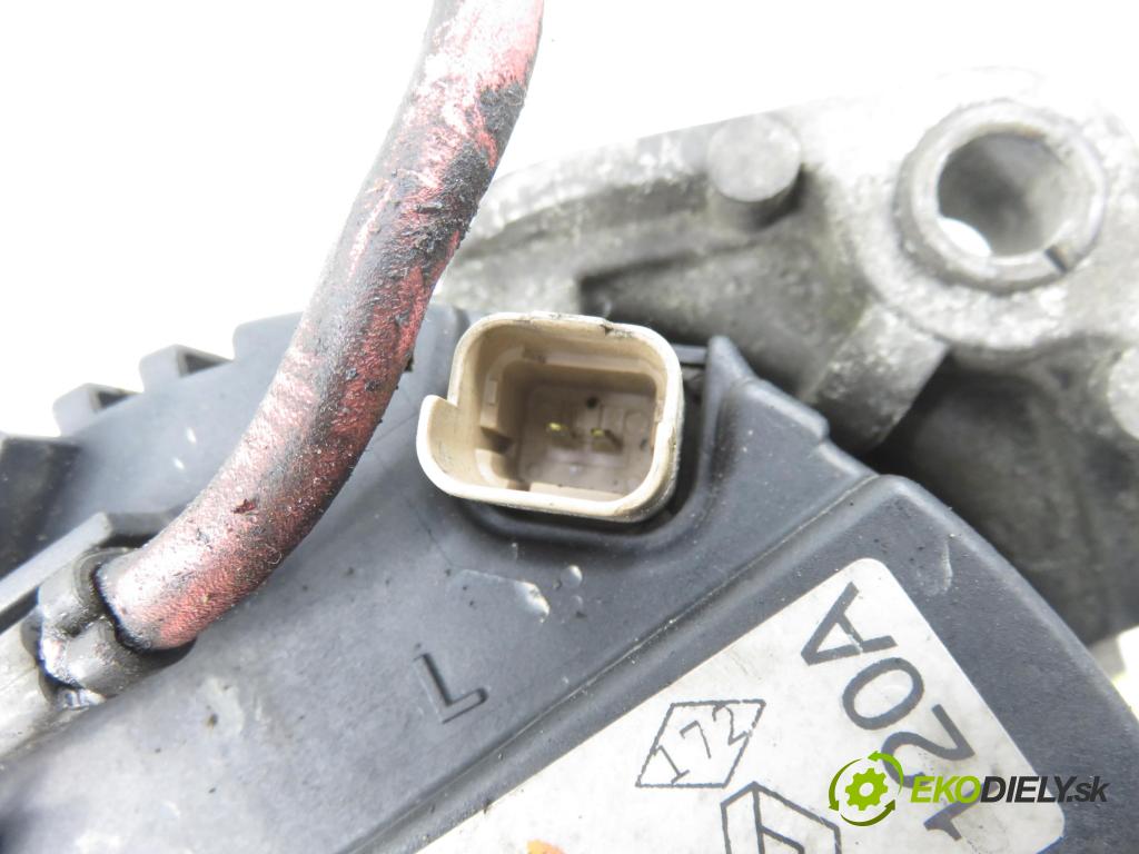 RENAULT CLIO II (BB_, CB_) HB 2000 48,00 1.9 D (B/CB0J) - F8Q 632 1870,00 Alternátor 8200054588 ; 2542466B (Alternátor)