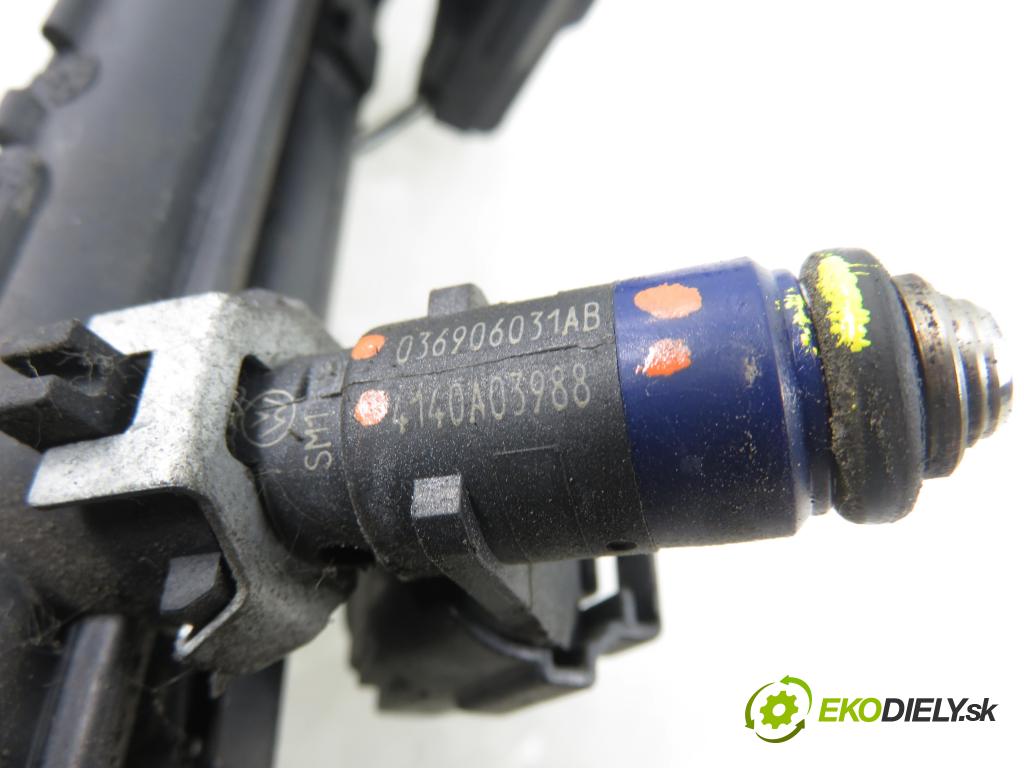 SEAT IBIZA III (6L1) HB 2005 55,00 1.4 16V - BBY 1390,00 lišta vstřikovací 036906031AB ; 4140A03988 ; 036133319BH (Vstřikovací lišta)