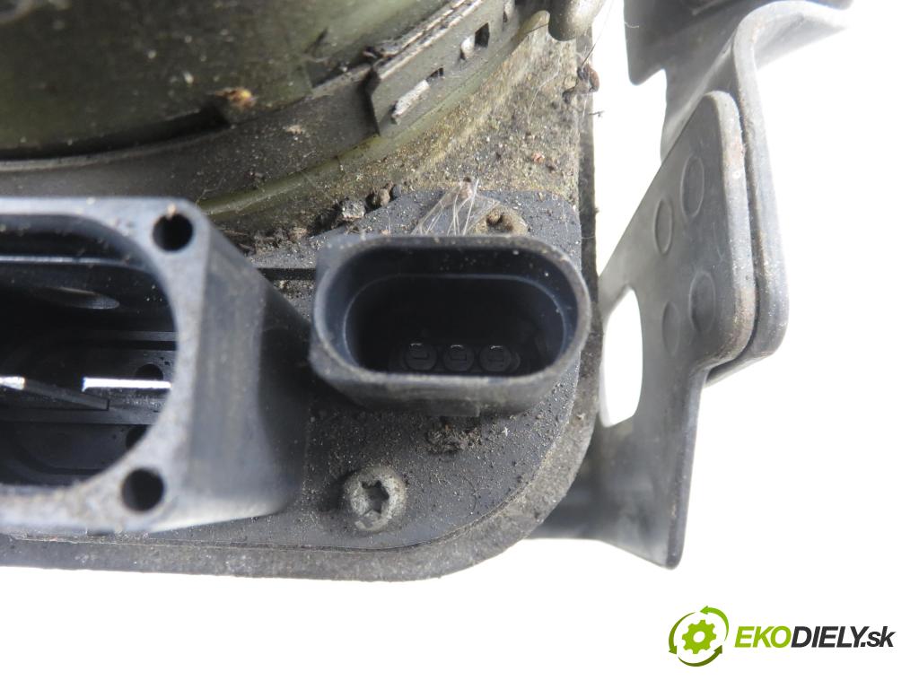 SEAT IBIZA III (6L1) HB 2005 55,00 1.4 16V - BBY 1390,00 Pumpa servočerpadlo 6Q1423051AN ; 6Q2423051AA ; 3Q0423156AB